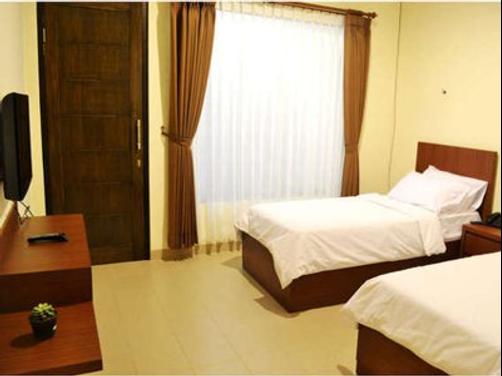 Dayang Sumbi Resort - Lembang - Bed