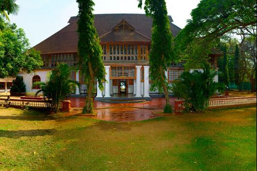 Bolgatty Palace & Island Resort - Kochi - Building