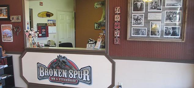 Sandstone Inn AND Restaurant - Torrey - Front desk