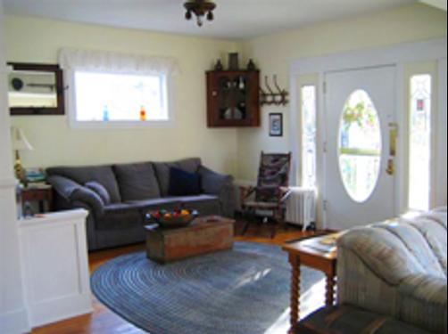 Rose River Inn B&B - Astoria - Living room