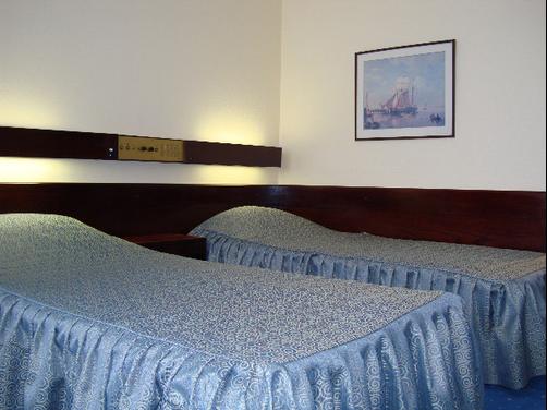 Hotel Druzhba - Vyborg - Bed