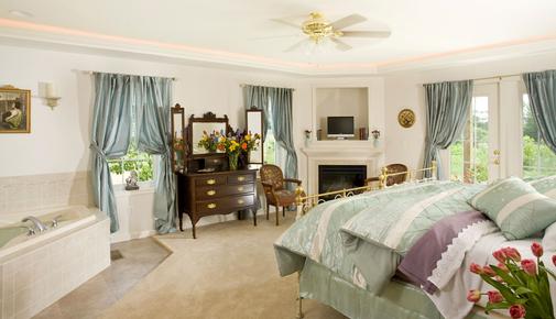 The Inn at Westwynd Farm B&B - Hummelstown - Queen bedroom