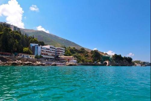 Hotel New York - Vlorë - Building