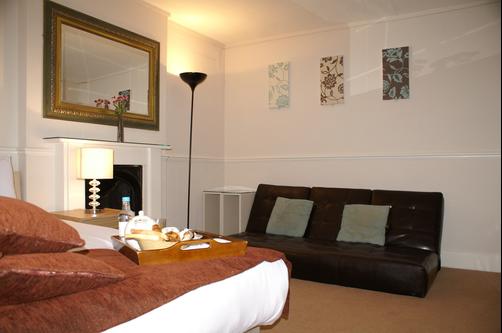 Eaton Square Hotel - London - Bedroom