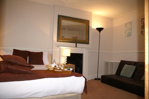 Eaton Square Hotel - London - Bedroom