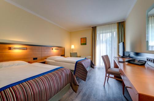 Park Inn by Radisson Cologne City West - Cologne - Double room