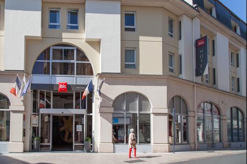 Ibis Poitiers Centre - Poitiers - Building
