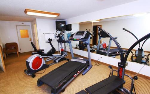 Quality Inn Sea-Tac Airport - Seattle - Gym