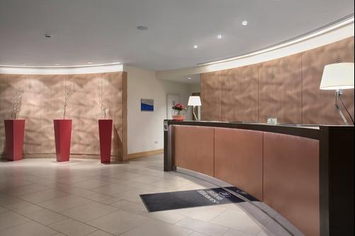 Hilton Dublin Kilmainham - Dublin - Lobby