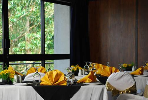 Hunas Falls by Amaya - Elkaduwa - Conference room