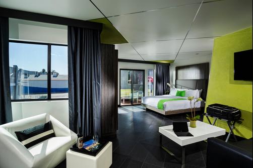 The Moment Hotel - Hollywood - Bedroom