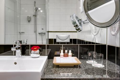 InterCityHotel Wien - Vienna - Bedroom