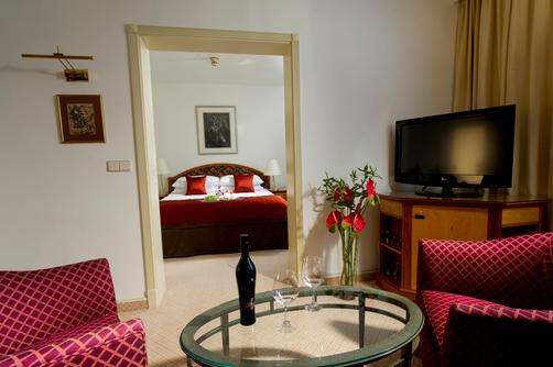 Hotel Lev - Ljubljana - Bedroom