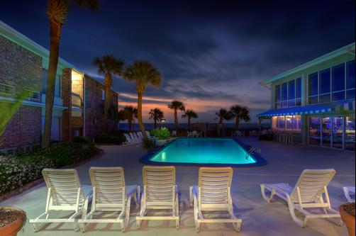Oceanfront Litchfield Inn - Pawleys Island - Pool