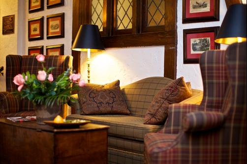Deer Path Inn - Lake Forest - Lobby