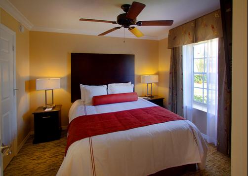 Best Western Premier Saratoga Resort Villas - Kissimmee - Bedroom