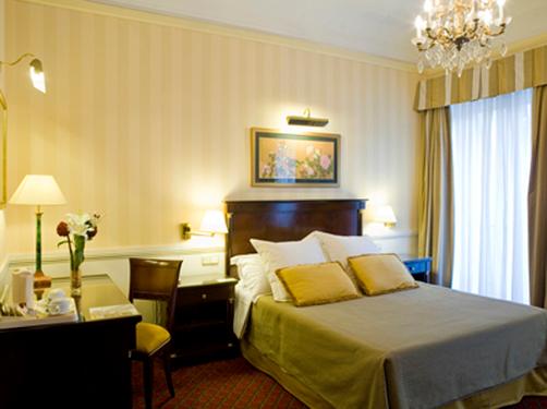 Emperador - Madrid - Bedroom