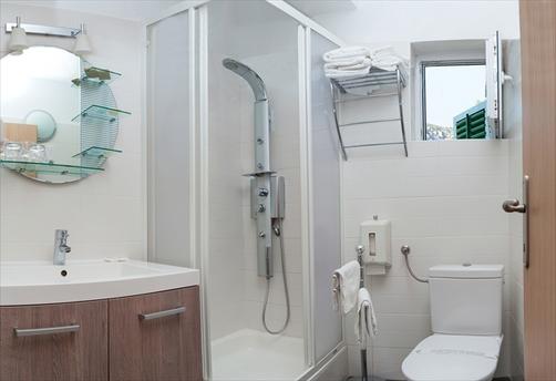 Hotel Fortuna - Hvar - Bathroom