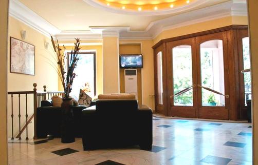 Hotel Diplomat - Tbilisi - Lobby