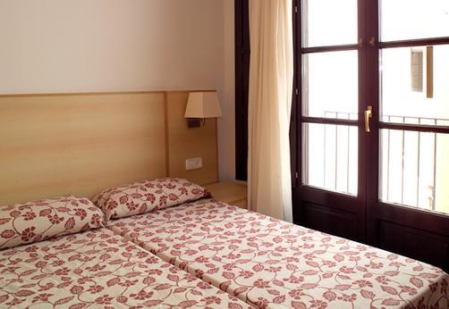 MH Apartments Opera Rambla - Barcelona - Bed