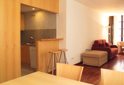 MH Apartments Opera Rambla - Barcelona - Living room