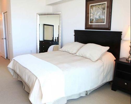 Luxury Apartments At Intracoastal - Sunny Isles Beach - Bedroom