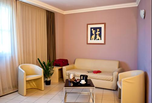 CDH My One Hotel La Spezia - La Spezia - Living room