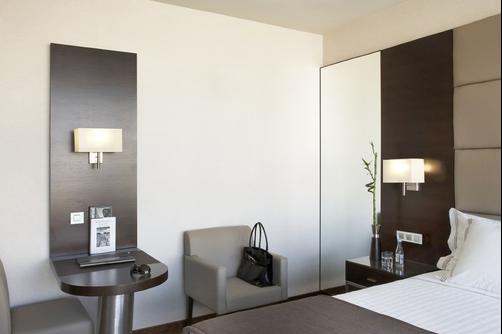 BessaHotel Boavista - Porto - Bedroom
