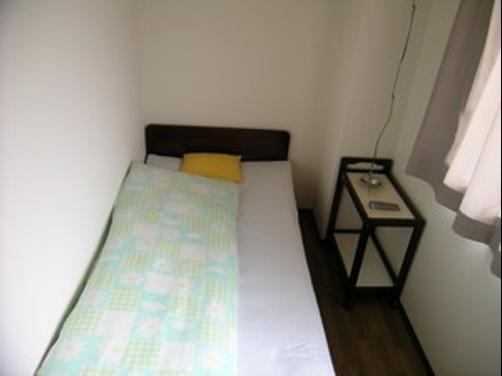 Business Hotel Wako - Osaka - Bedroom