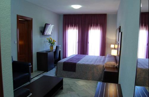 Hotel Mariami - Dúrcal - Bedroom