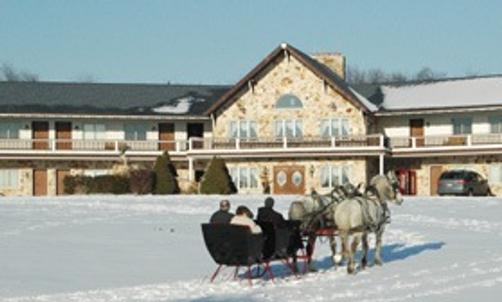 Guggisberg Swiss Inn B&B - Millersburg - Building