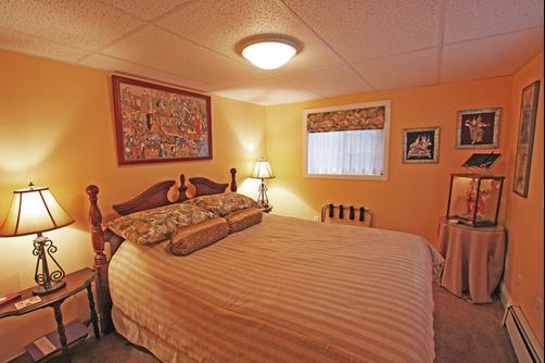 Lavender House Bed and Breakfast - New Westminster - Bedroom