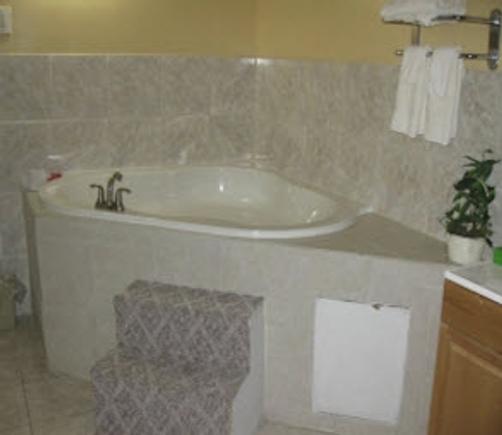Country Hearth Inn and Suites - Gainesville - Gainesville - Bathroom