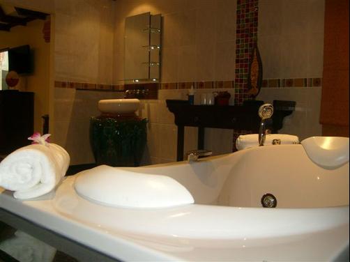 Baan Malinee Bed and Breakfast - Phuket - Bathroom