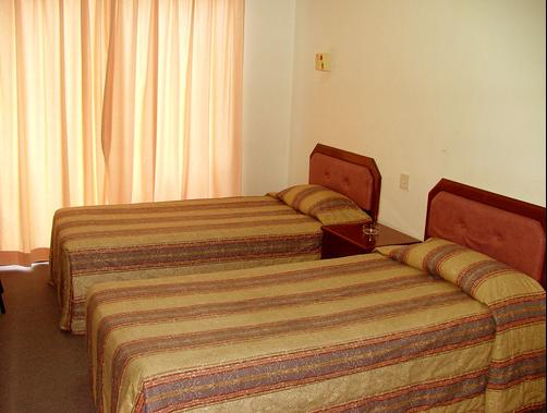 Lipis Plaza Hotel - Kuala Lipis - Bed