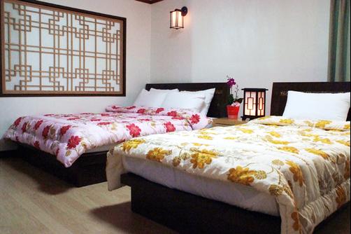 Arirang Hotel - Wanju - Bed