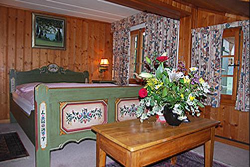 Hostellerie Bon Accueil - Château-d'Œx - Bedroom