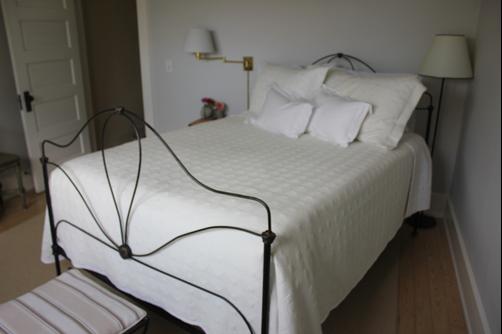 The Guest House - Perrysburg - Bed
