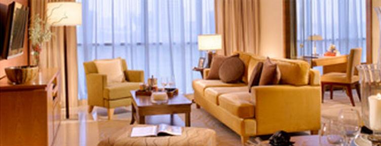 Oakwood at the Courtyards - Emeryville - Living room