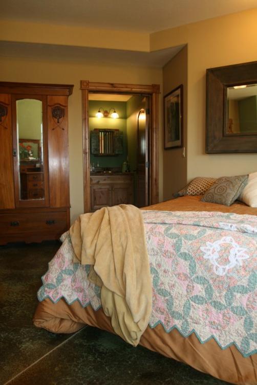 Talus Rock Retreat - Sandpoint - Building