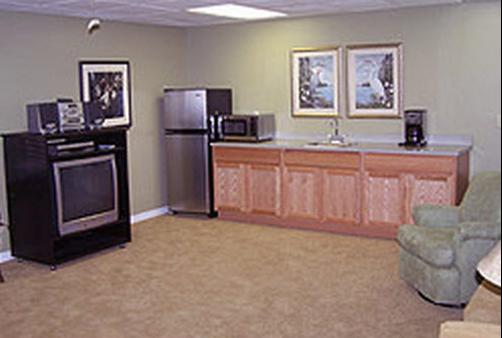 Hontoon Landing Resort & Marina - Deland - Living room