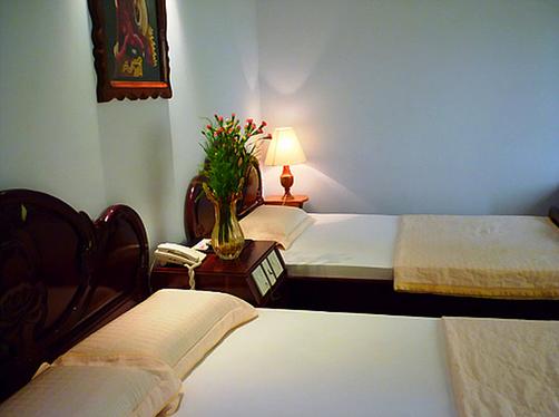Ca Ty Hotel - Phan Thiet - Bedroom