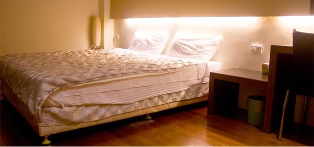 Breeze & Waves A Seaside Inn - Kinmen - Bed