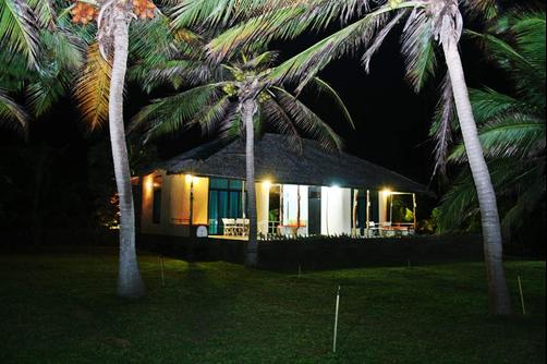 Sulanga Villa - Kalpitiya - Building