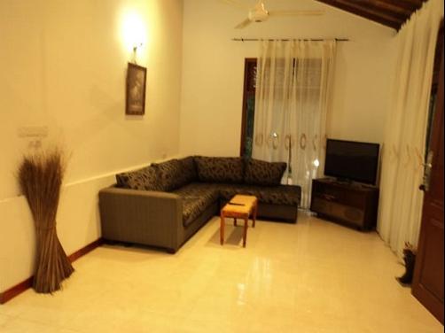 Hotel Rock Face - Kalutara - Living room