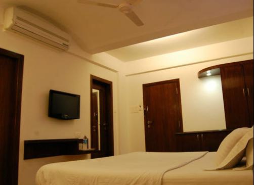 Hotel Niraali Executive - Pune - Bedroom