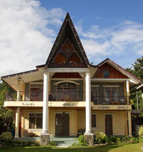 Tabo Cottages - Prapat - Building