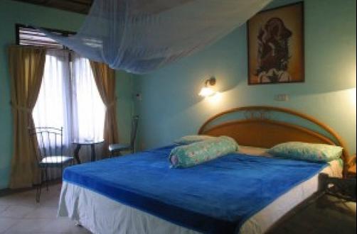 Tabo Cottages - Prapat - Bedroom
