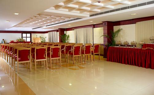 Dass Continental Hotel - Thrissur - Hall