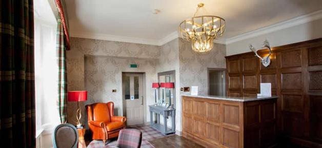 Pilmour Hotel - St. Andrews - Front desk